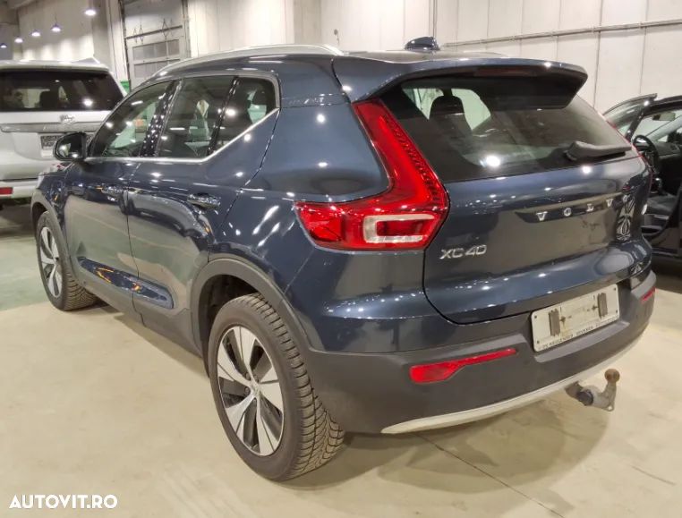 VOLVO XC40 2020 — imagine 4