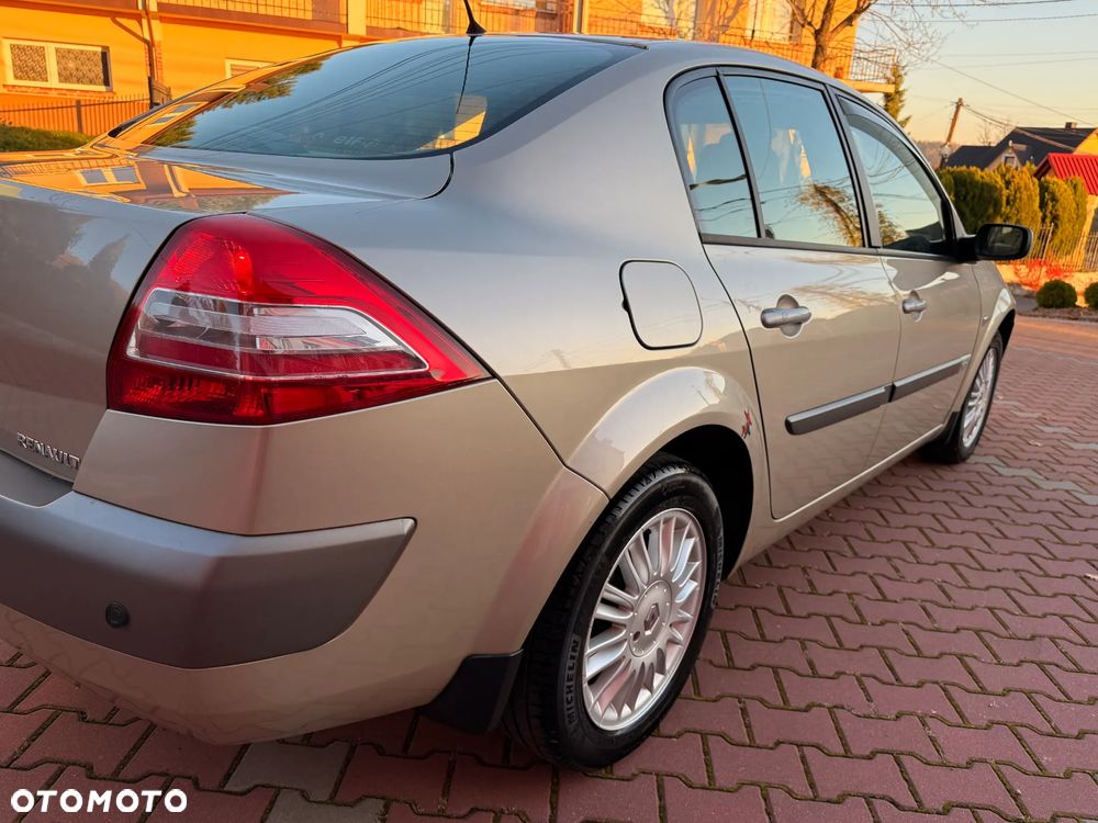 Renault Megane 1.6 16V Privilege - 18