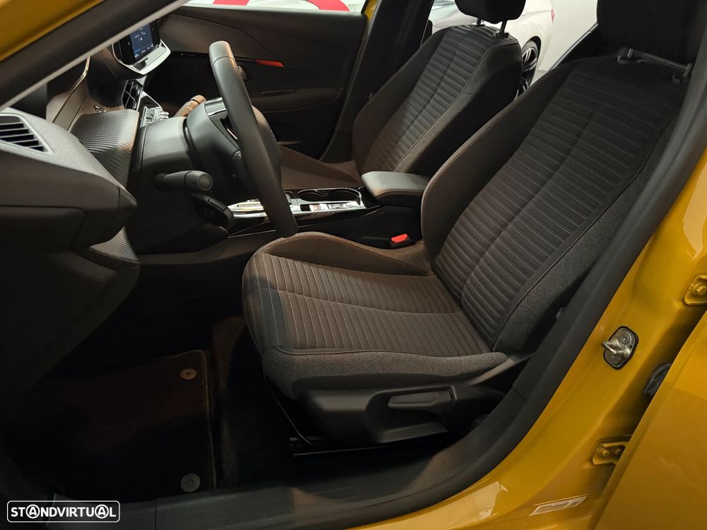 Peugeot e-208 50 kWh Active Pack - 22