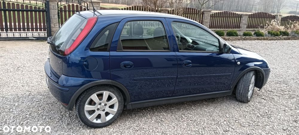 Opel Corsa 1.2 16V - 4