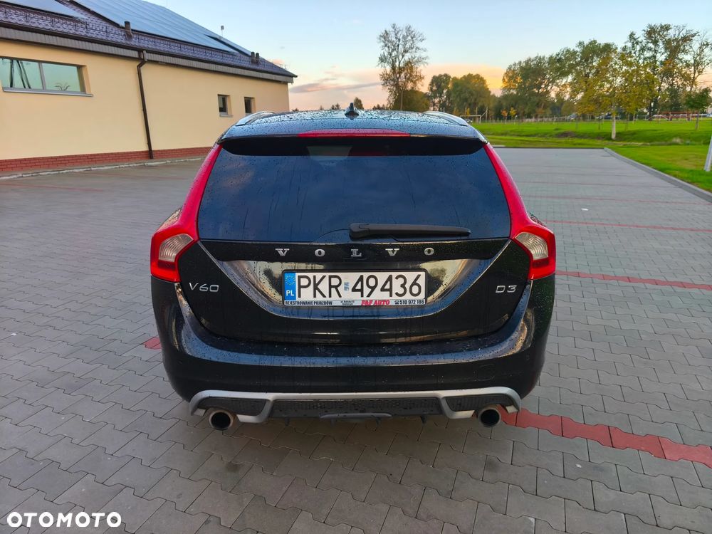Volvo V60 2012 photo 4