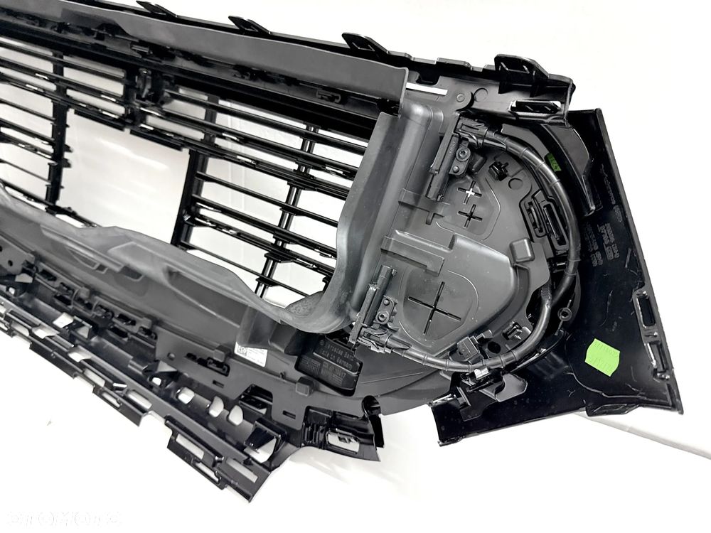 ATRAPA GRILL Mercedes E-klasa W214, LED-Neon Black - pod KAM - 13