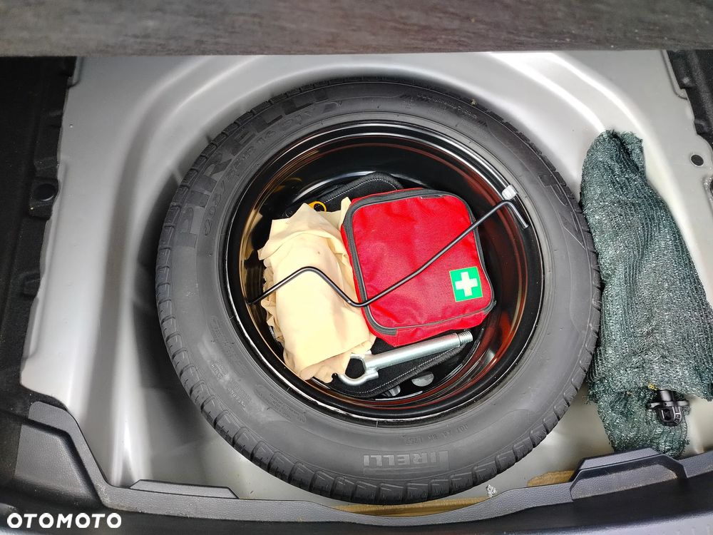 Toyota Corolla 1.5 Comfort - 18