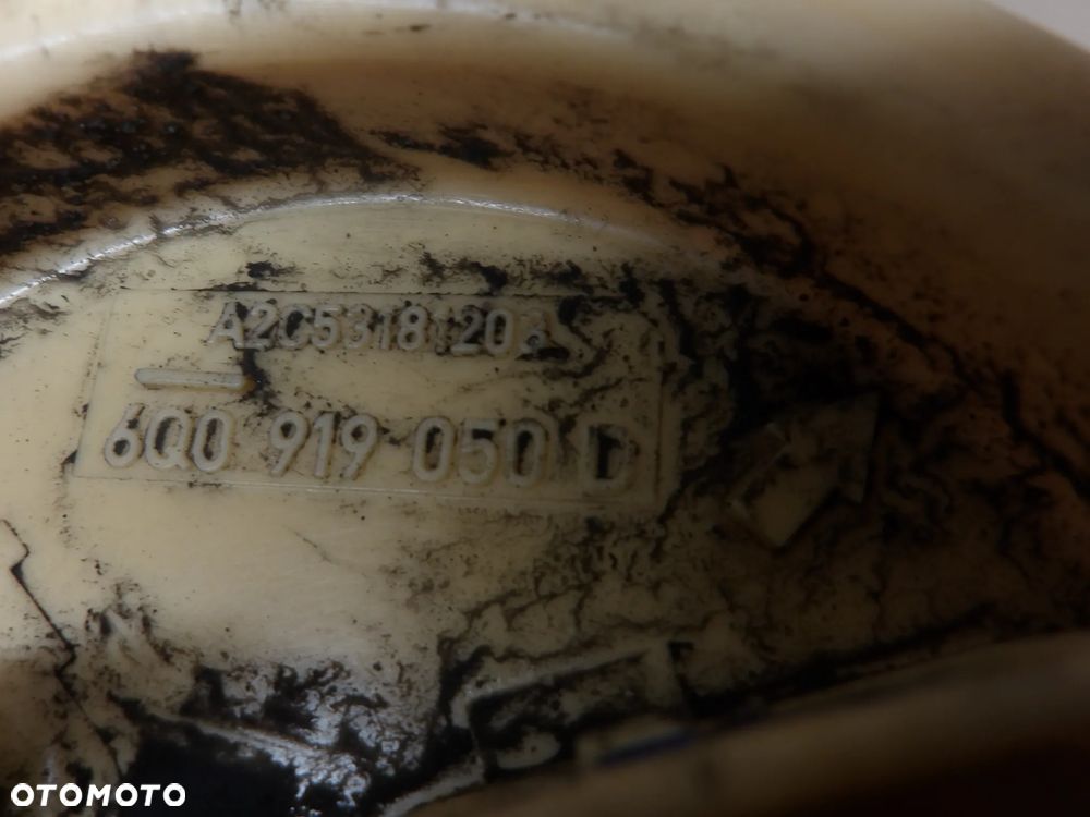 VW POLO IV 9N HB 5D 1.4TDI POMPA PALIWA 6Q0919050D - 5