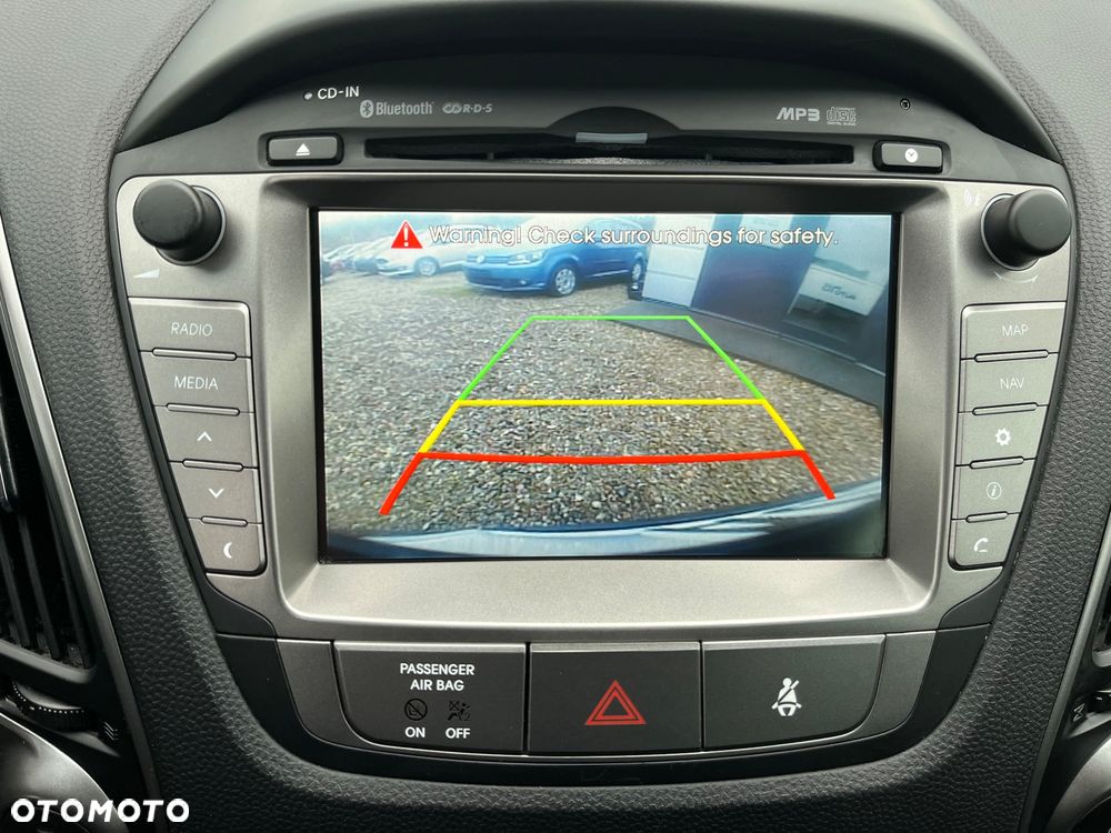 Hyundai ix35 2.0 CRDi 4WD Fifa World Cup Gold Edition - 18