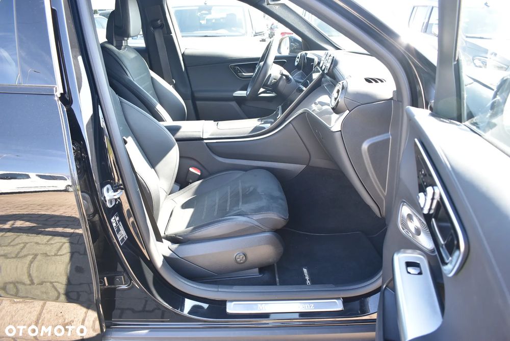 Mercedes-Benz GLC 300 d mHEV 4-Matic Avantgarde - 17