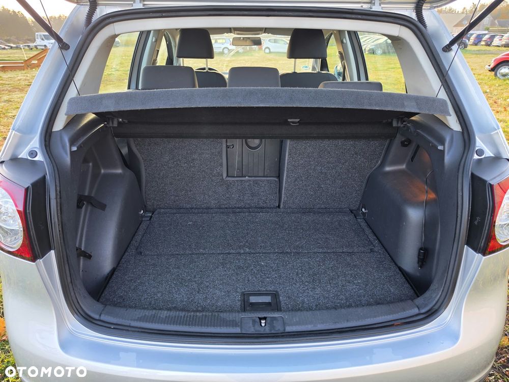Volkswagen Golf Plus - 12