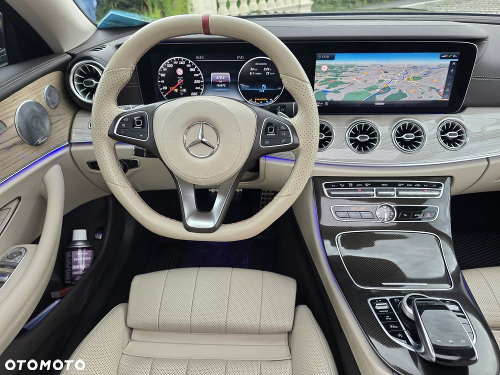 Mercedes-Benz Klasa E 220 d 4-Matic 9G-TRONIC - 12