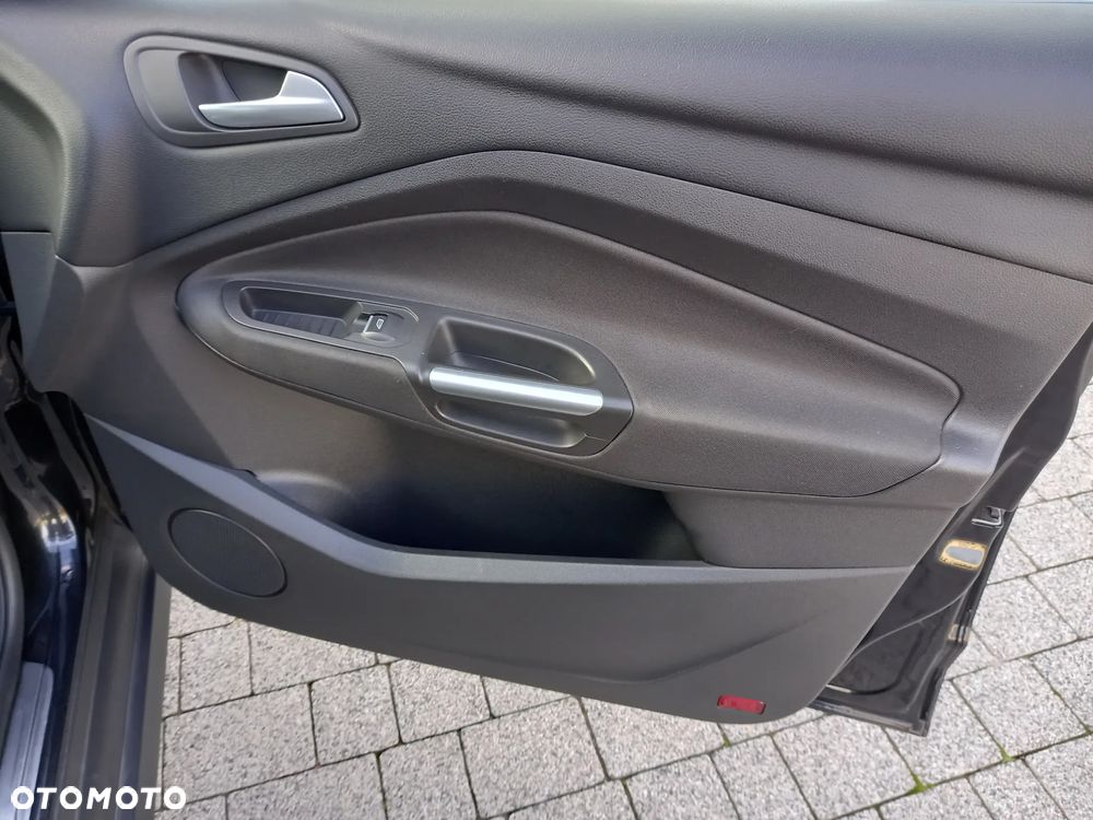 Ford C-MAX 1.0 EcoBoost Start-Stopp-System Titanium - 32