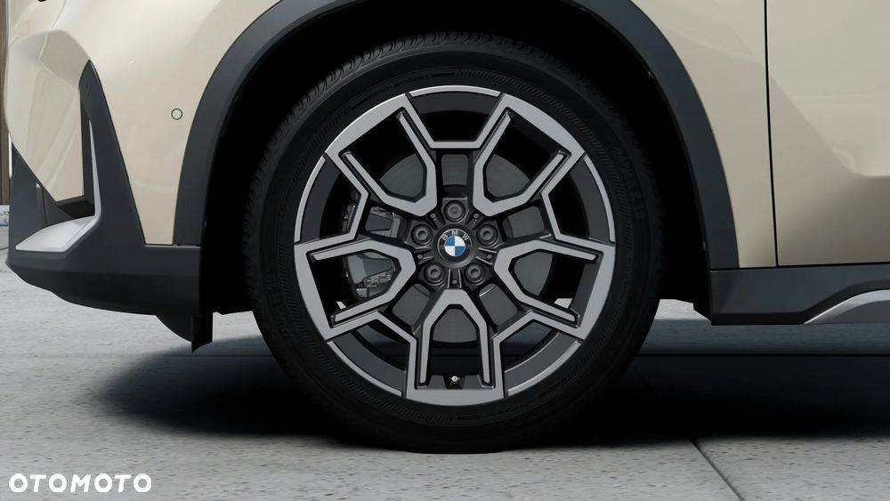 BMW X1 sDrive20i xLine - 4