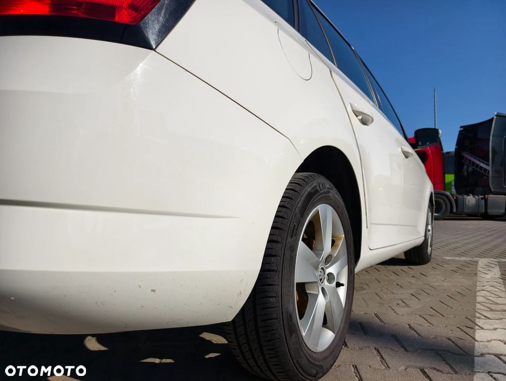 Skoda Fabia 1.0 TSI Ambition - 6