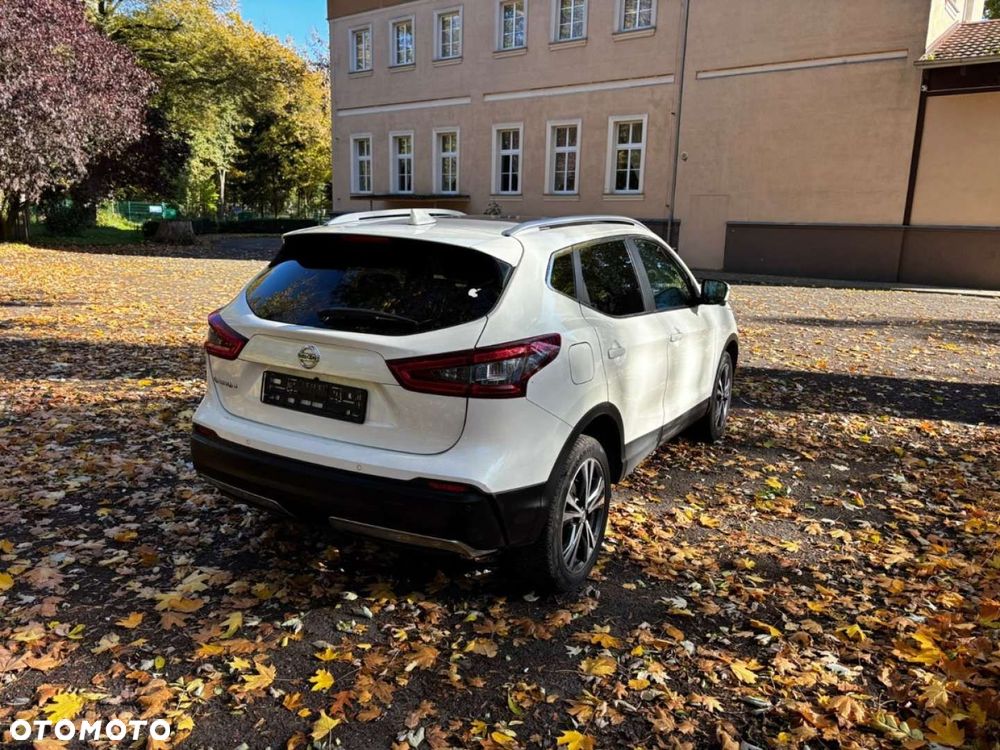 Nissan Qashqai 1.6 DCi Xtronic ACENTA - 6