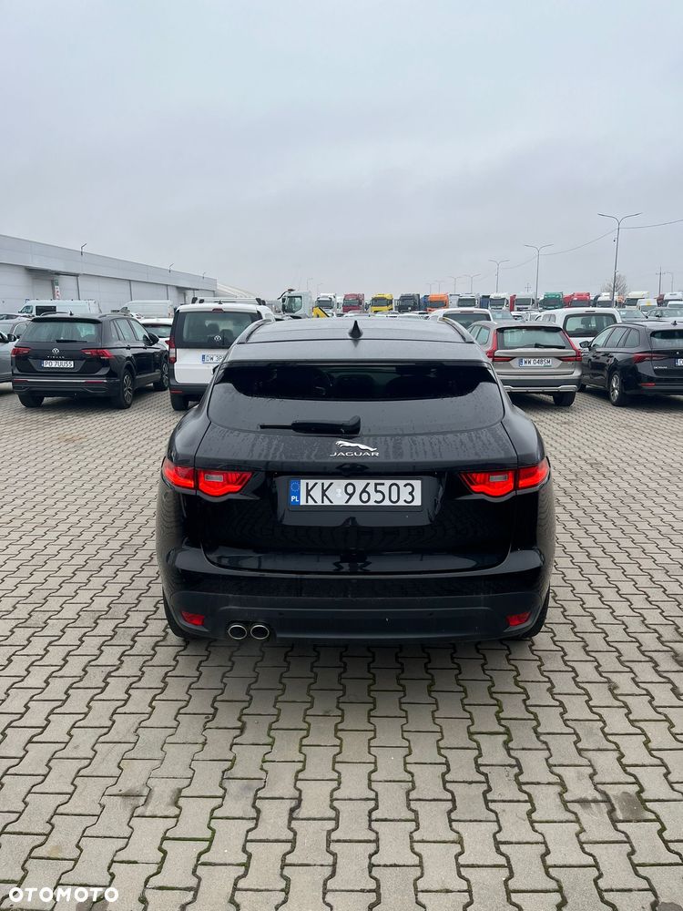 Jaguar F-Pace 2.0 i4D AWD Prestige - 9