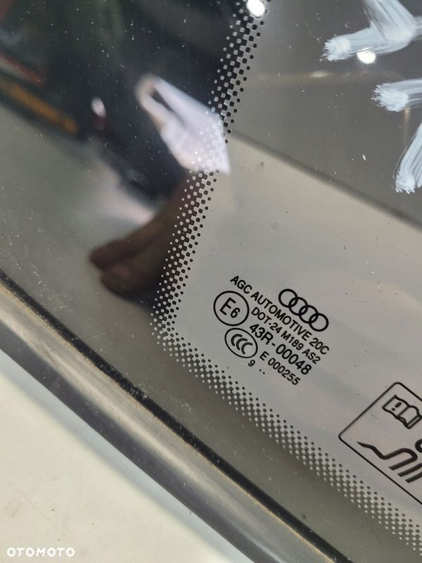 SZYBA KAROSERYJNA AUDI Q5 8R LEWY TYŁ 2009R - 5
