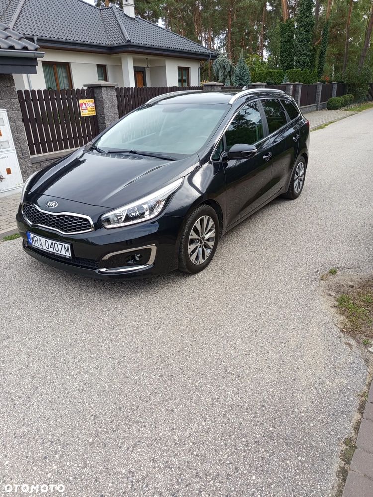 Kia Ceed 1.6 GDI L - 1