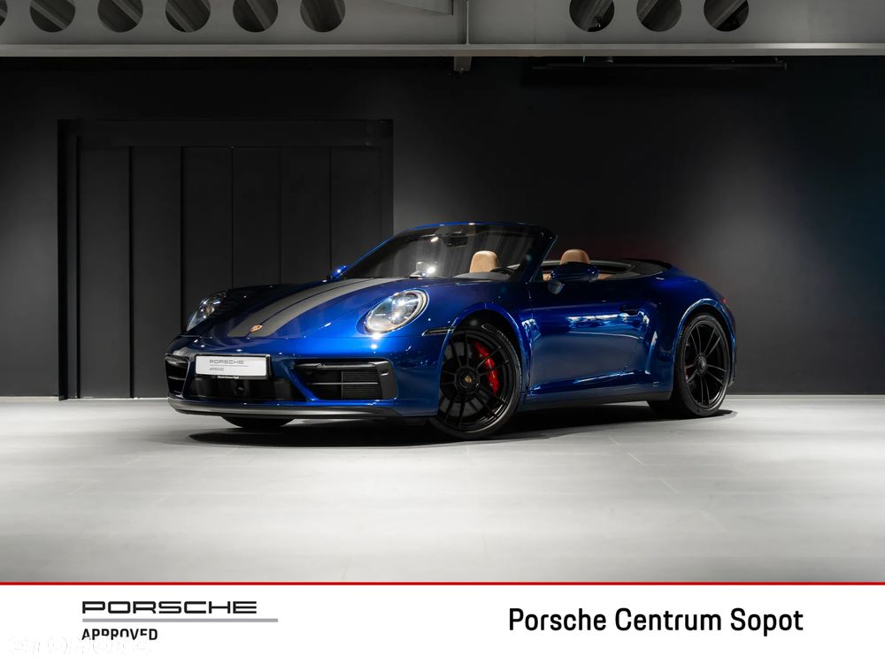 Porsche 911 Carrera GTS Cabrio - 1