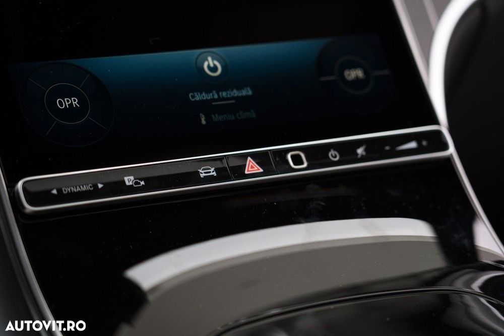 Mercedes-Benz GLC - 38