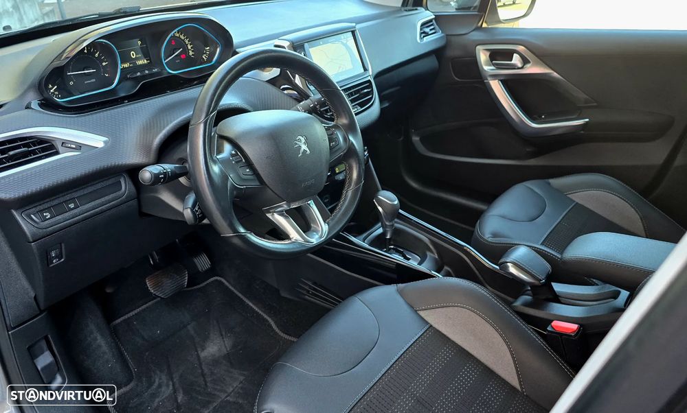 Peugeot 2008 PureTech 110 GPF Stop&Start EAT6 Allure - 9