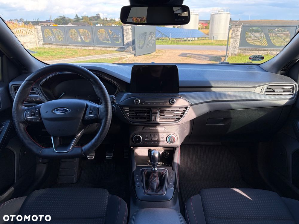 Ford Focus - 17