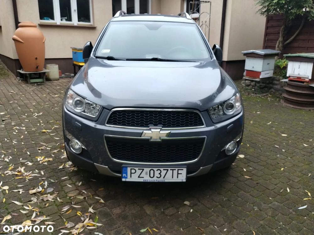 Chevrolet Captiva 2012 photo 2