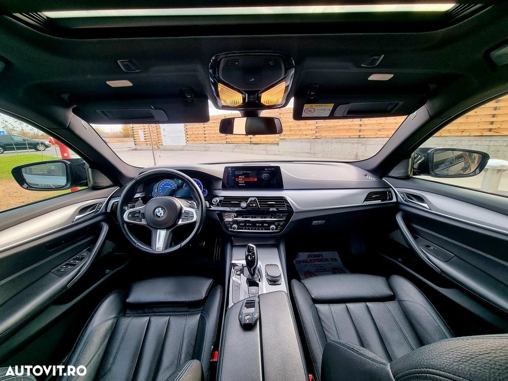 BMW Seria 5 520d xDrive AT - 12