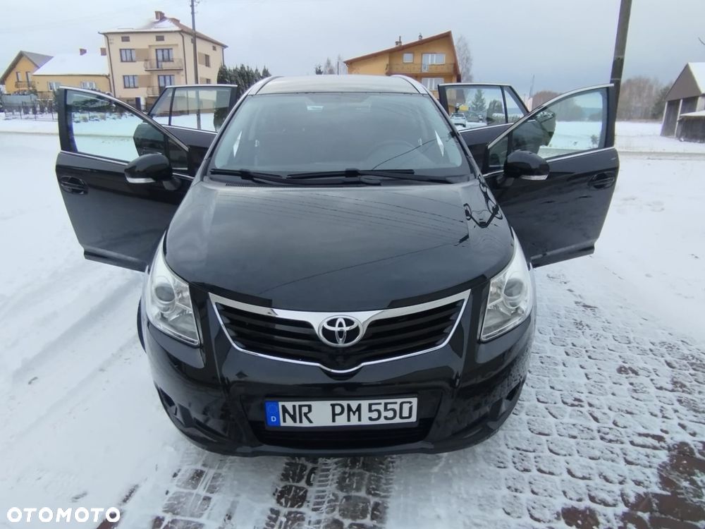 Toyota Avensis 1.8 Executive - 23