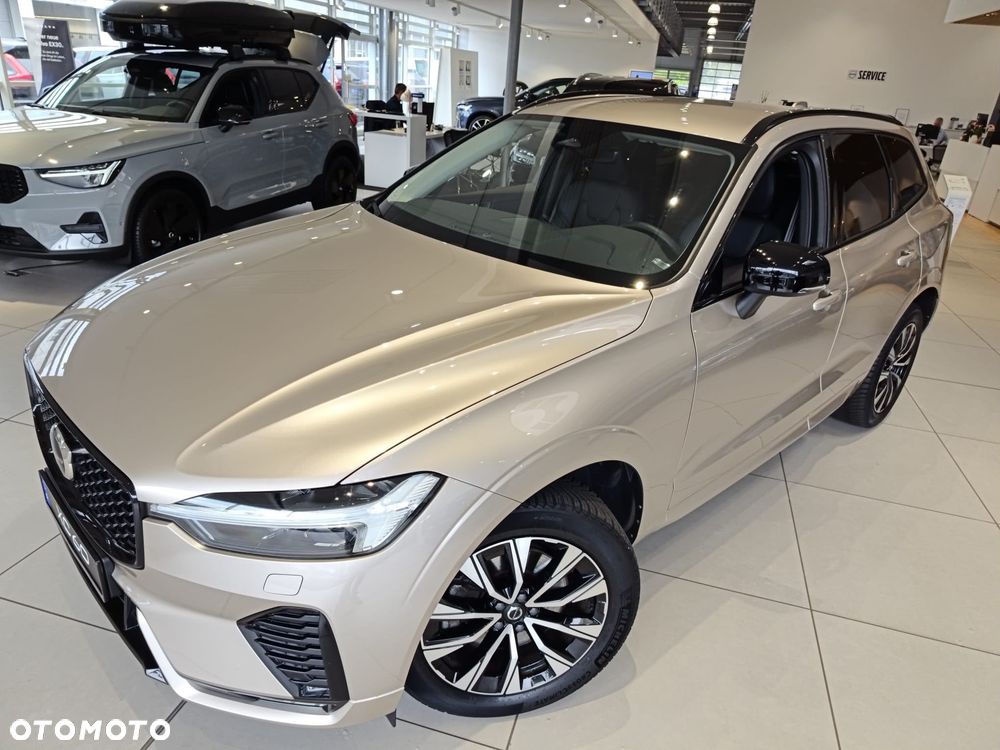 Volvo XC 60 B4 B Plus Dark - 5