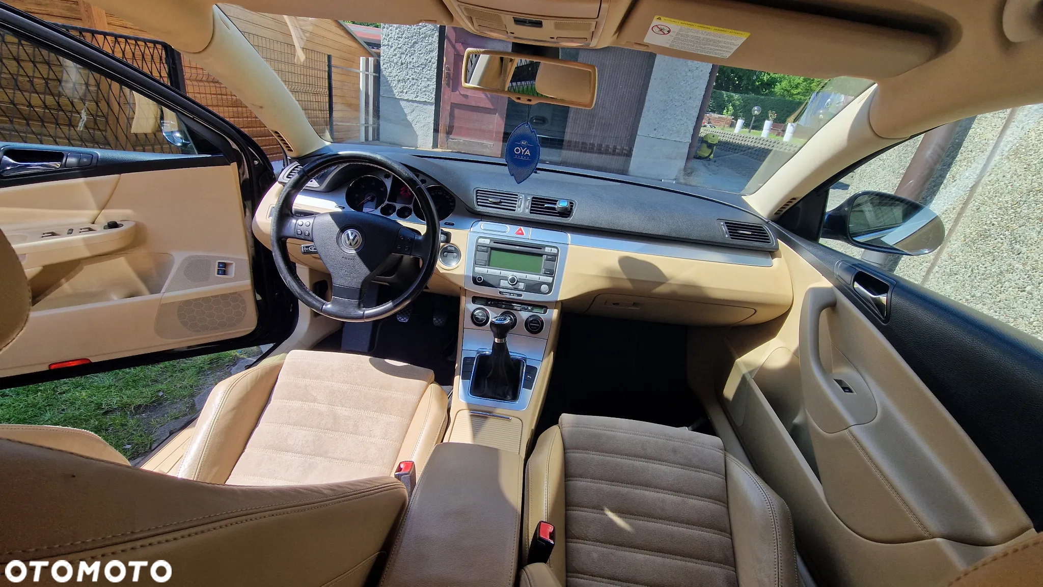 Volkswagen Passat - 18