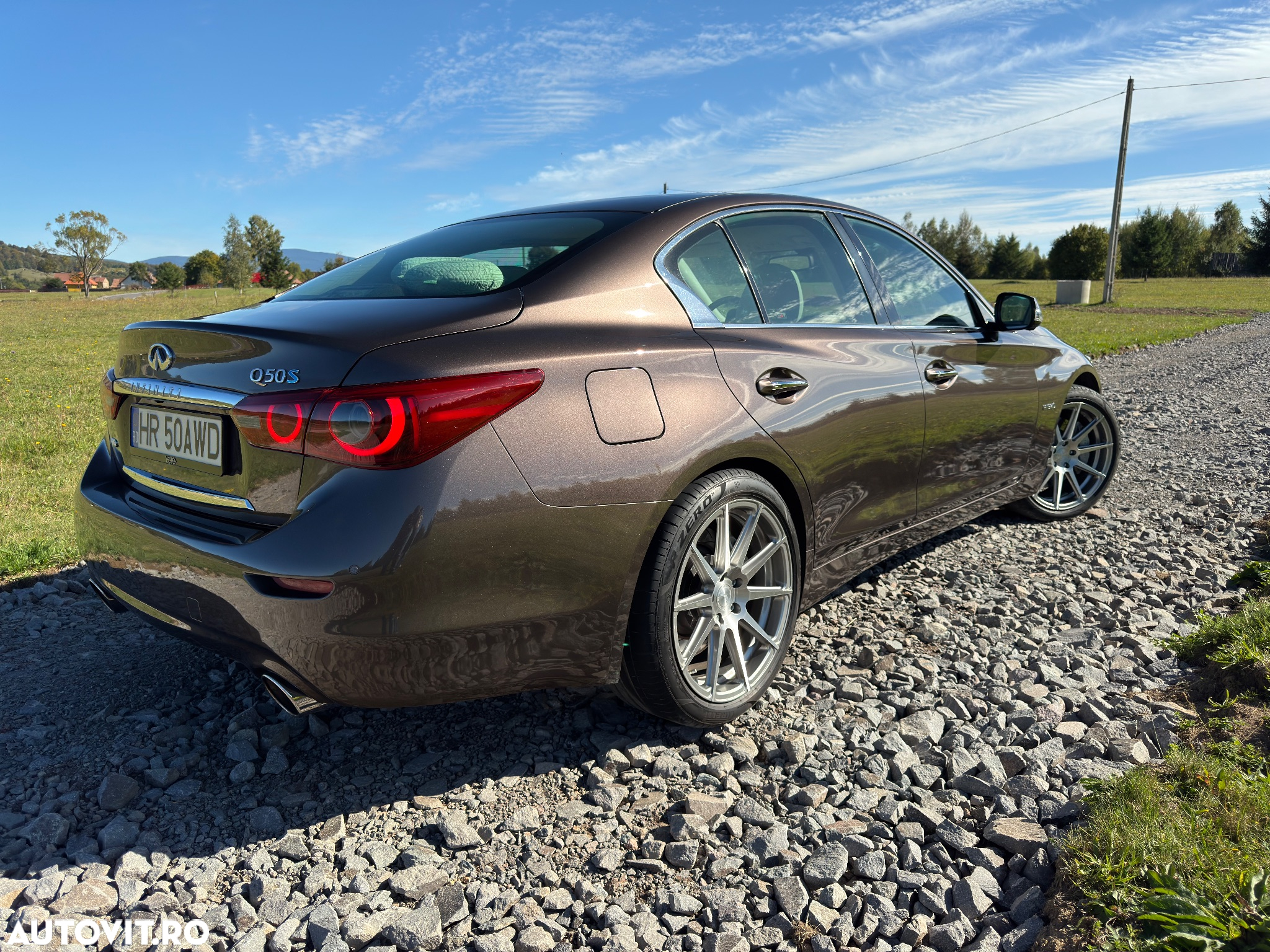 Infiniti Q50 Q50S Hybrid AWD Sport Tech - 2