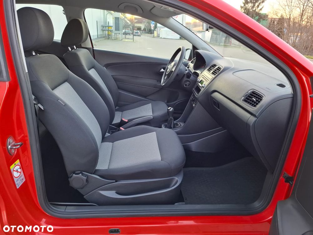 Volkswagen Polo 1.2 Blue Motion Technology Trendline - 27