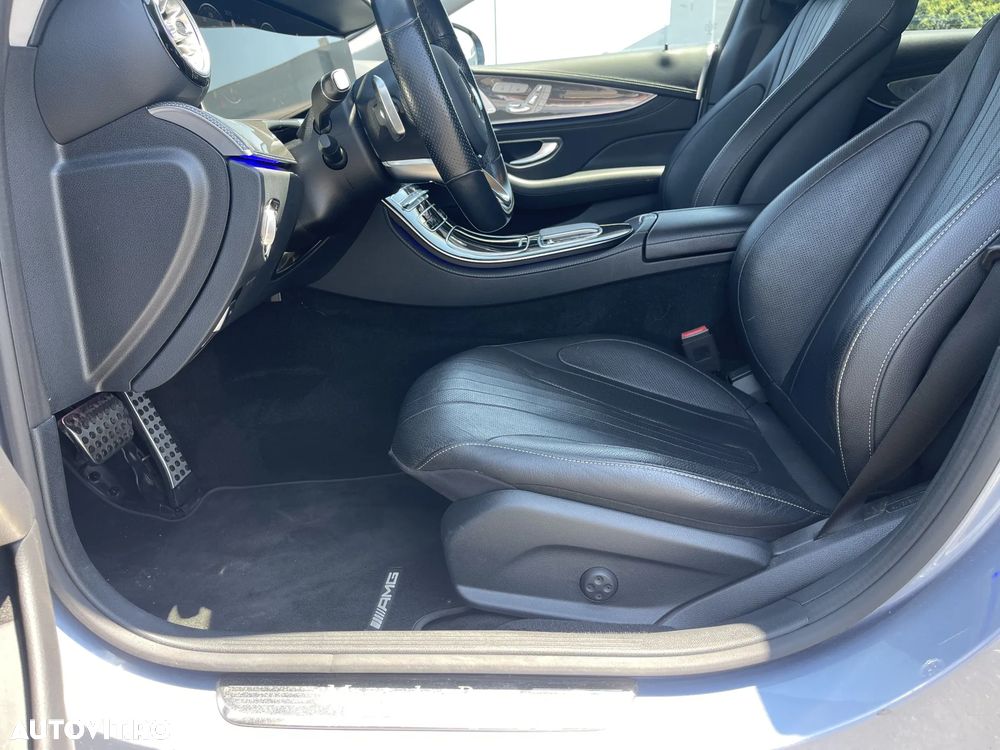 Mercedes-Benz CLS 400 d 4MATIC 9G-TRONIC AMG Line - 12
