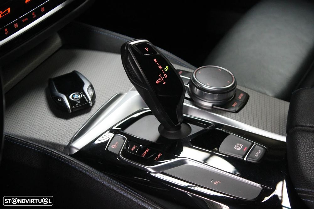 BMW 520 d Pack M Auto - 13