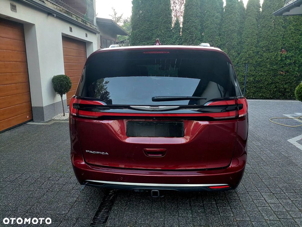 Chrysler Pacifica - 31