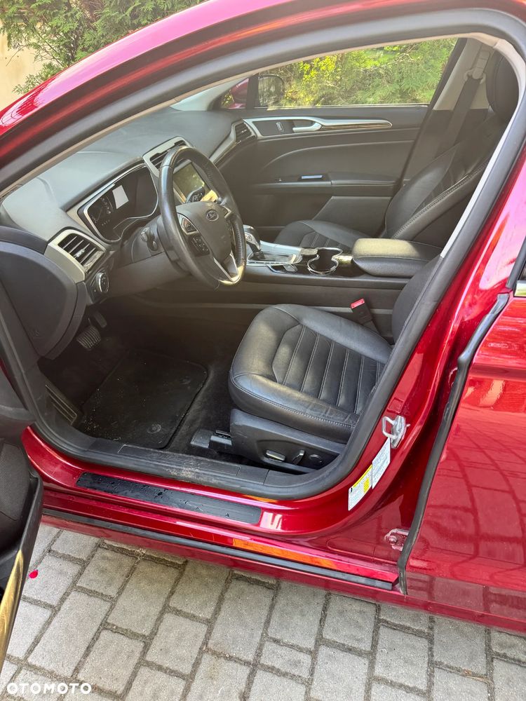 Ford Mondeo - 8