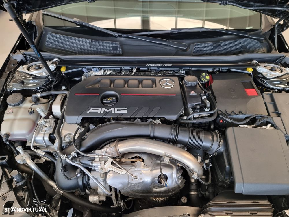 Mercedes-Benz CLA 35 AMG 4Matic Shooting Brake Speedshift 8G-DCT Line Advanced Plus - 25