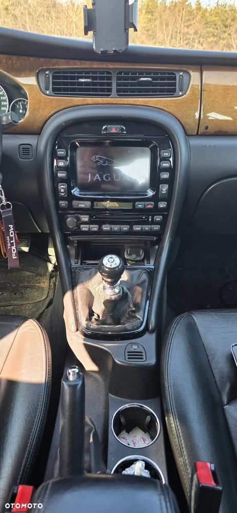 Jaguar X-Type 2.5 High - 11