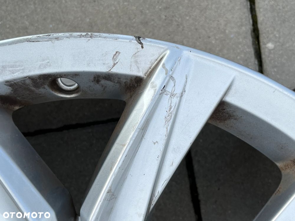 FELGA ALUMINIOWA VW VOLKSWAGEN 18" 5NA601025B 7Jx18 ET43 - 5