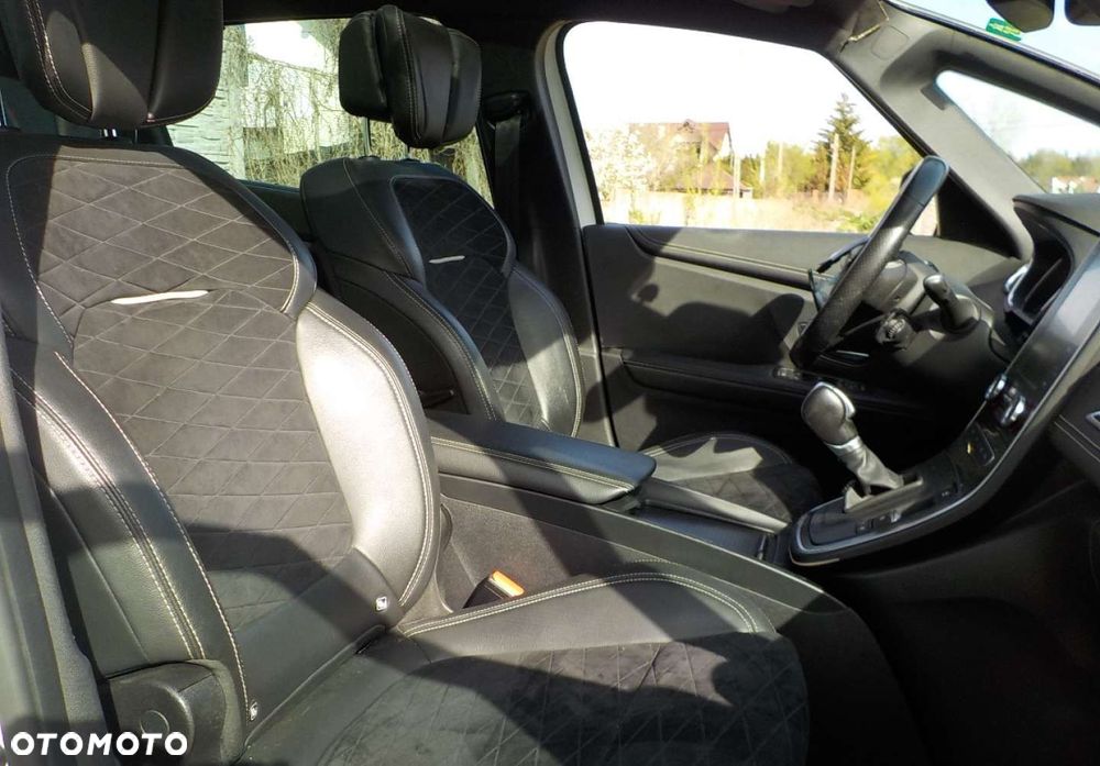 Renault Grand Scenic - 14