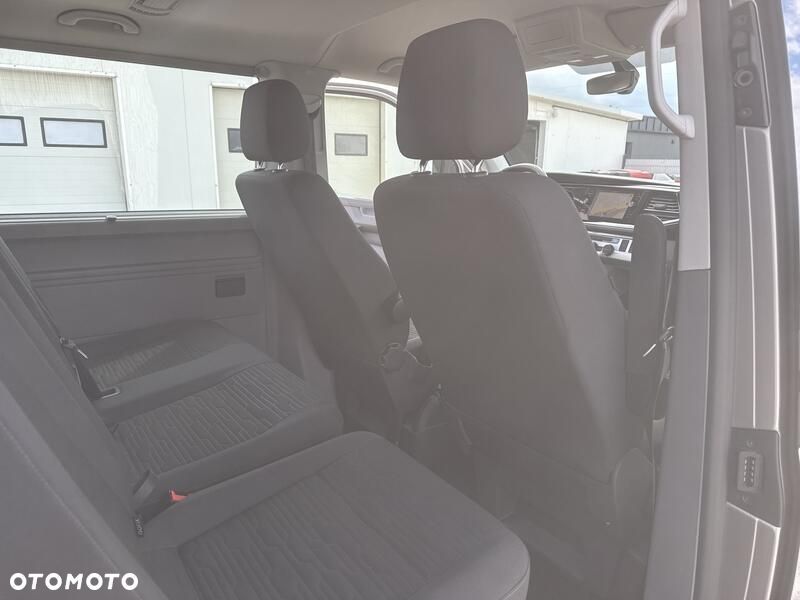 Volkswagen Caravelle 2.0 TDI L2 Comfortline DSG - 22