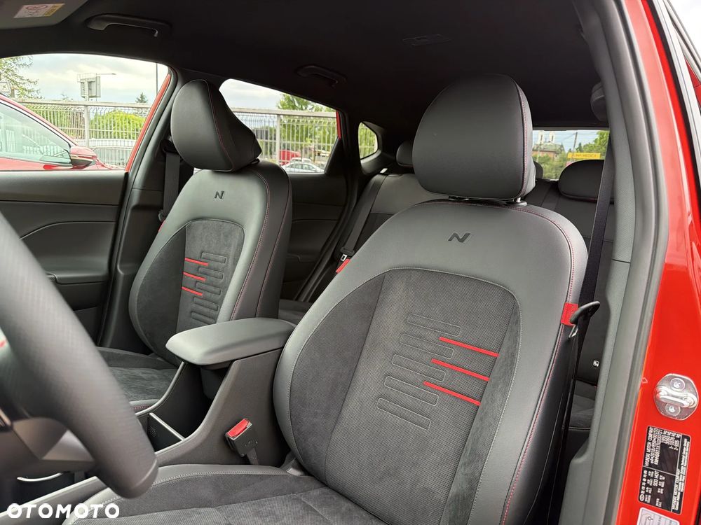 Hyundai Kona 1.6 GDI Hybrid N-Line DCT - 10