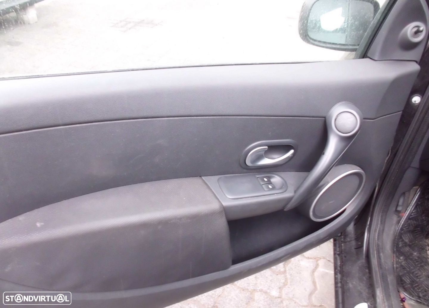 Peças Renault Clio III 2005 a 2010 - 33