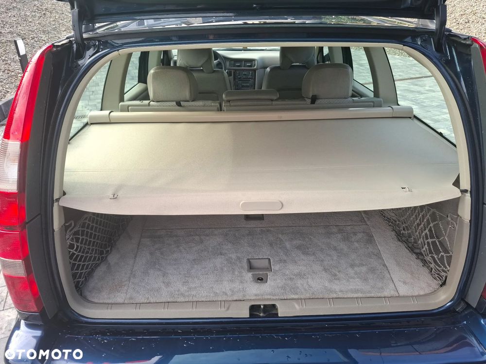 Volvo V70 - 25