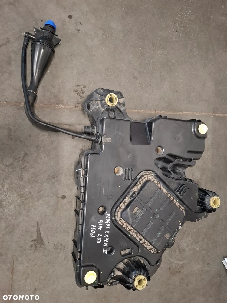 Zbiornik adblue Peugeot Expert III 2019 rok 2,0 Blue hdi kompletny - 1