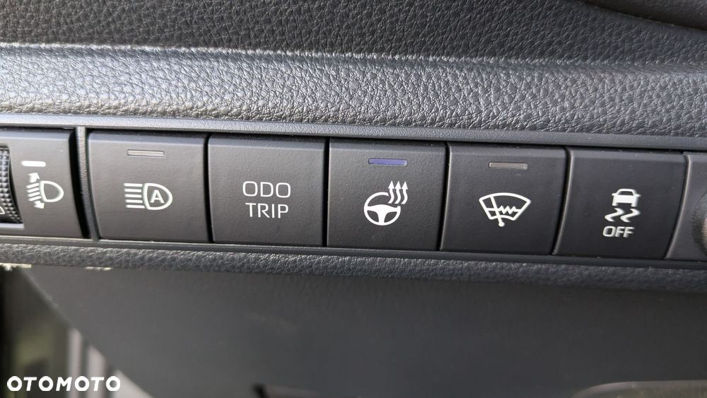 Toyota Corolla 1.8 Hybrid Comfort - 15