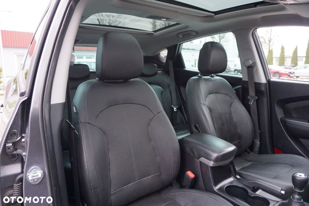 Hyundai ix35 - 33