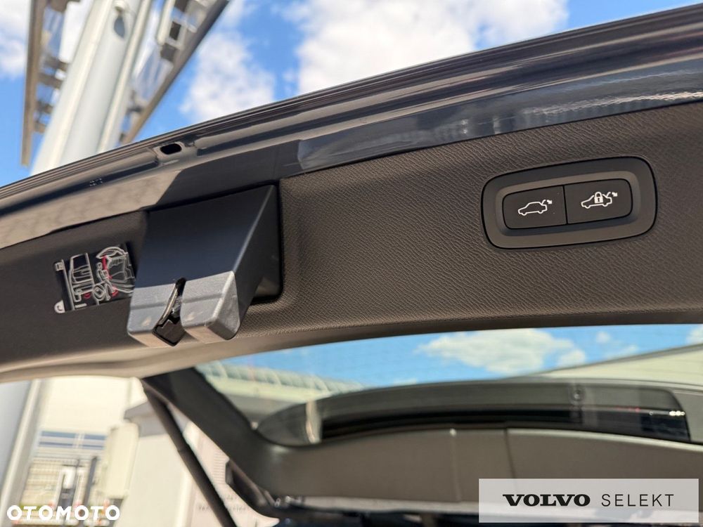 Volvo XC 90 - 27