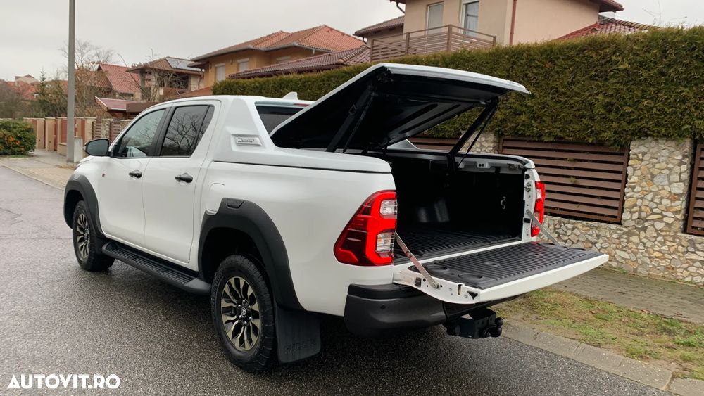 Toyota Hilux 2.8D 204CP 4x4 Double Cab AT GR Sport - 7