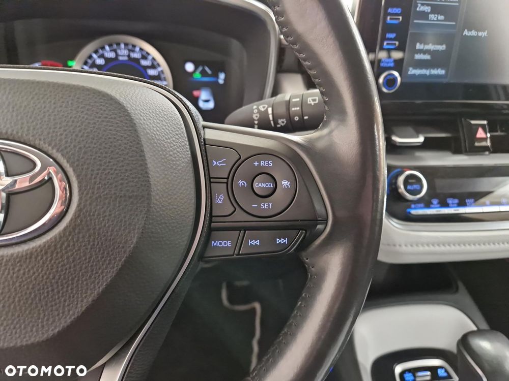 Toyota Corolla - 13