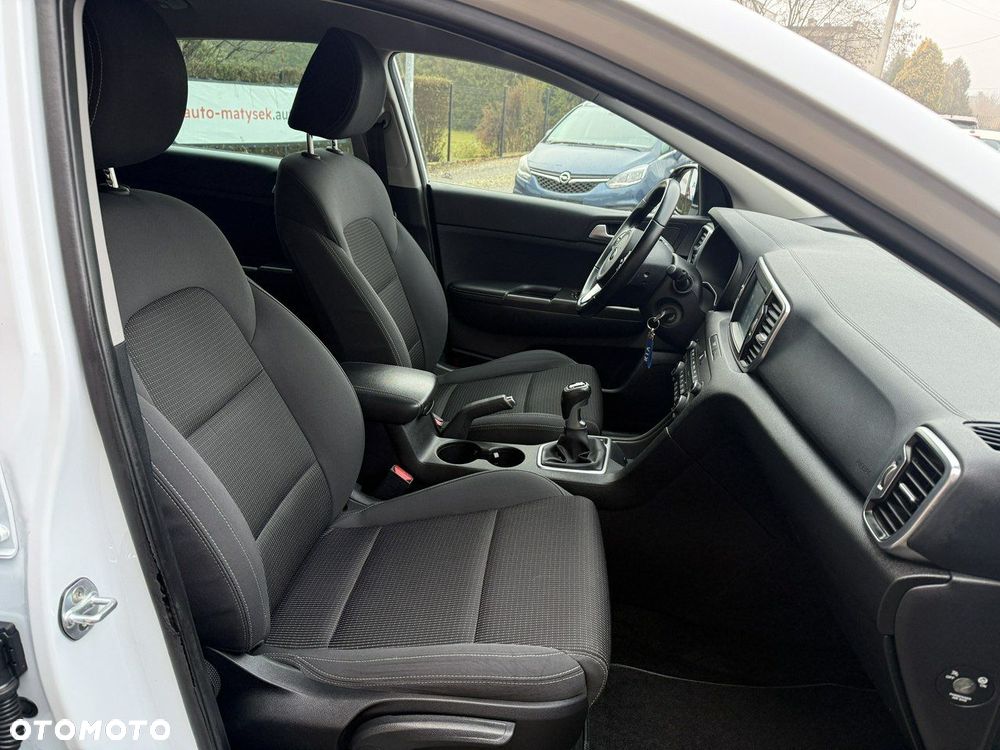 Kia Sportage 1.6 GDI 2WD Attract - 24