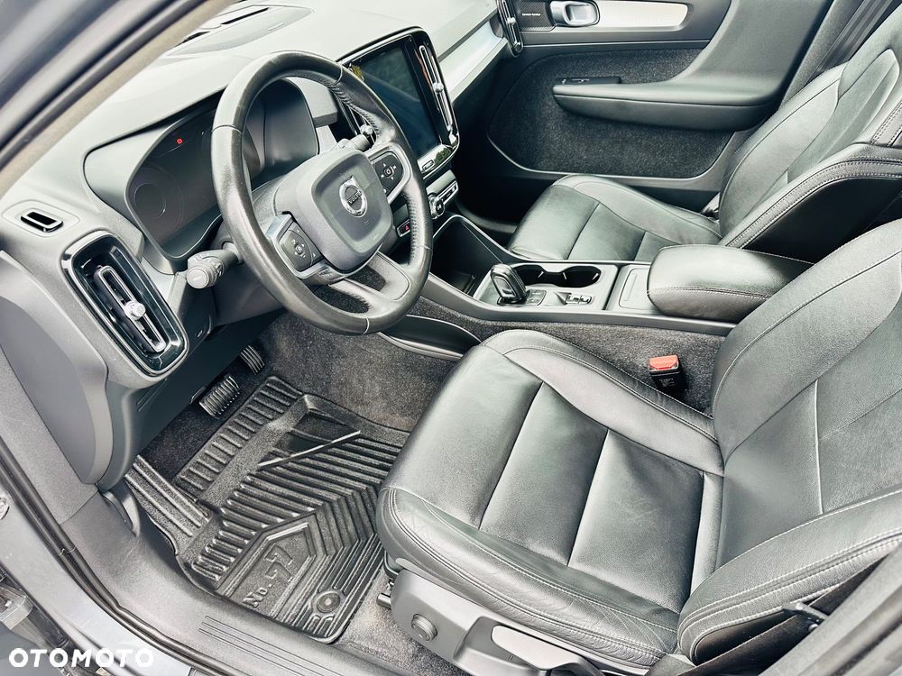 Volvo XC 40 D4 AWD - 20